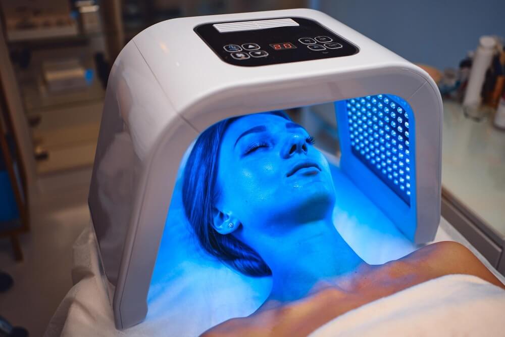 LED Light Therapy Benefits - emmrey medical aesthetics